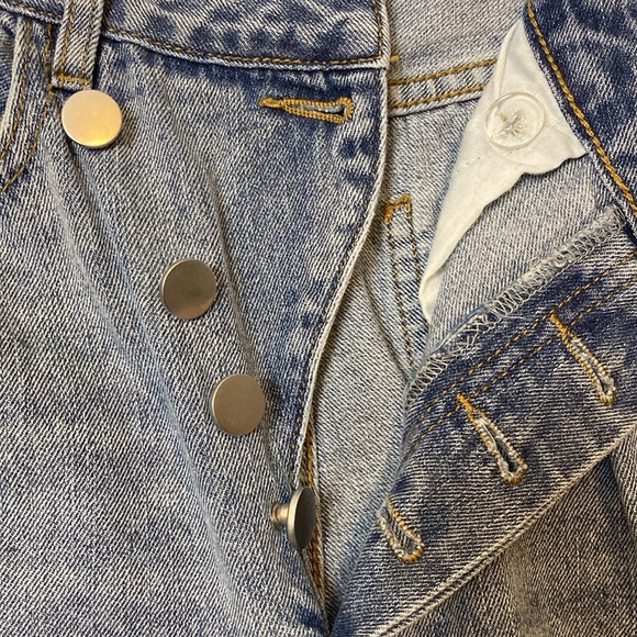 12th Tribe Womens Size S Dylan Light Wash Denim Asymmetrical Cross Over Jeans - Picture 9 of 16